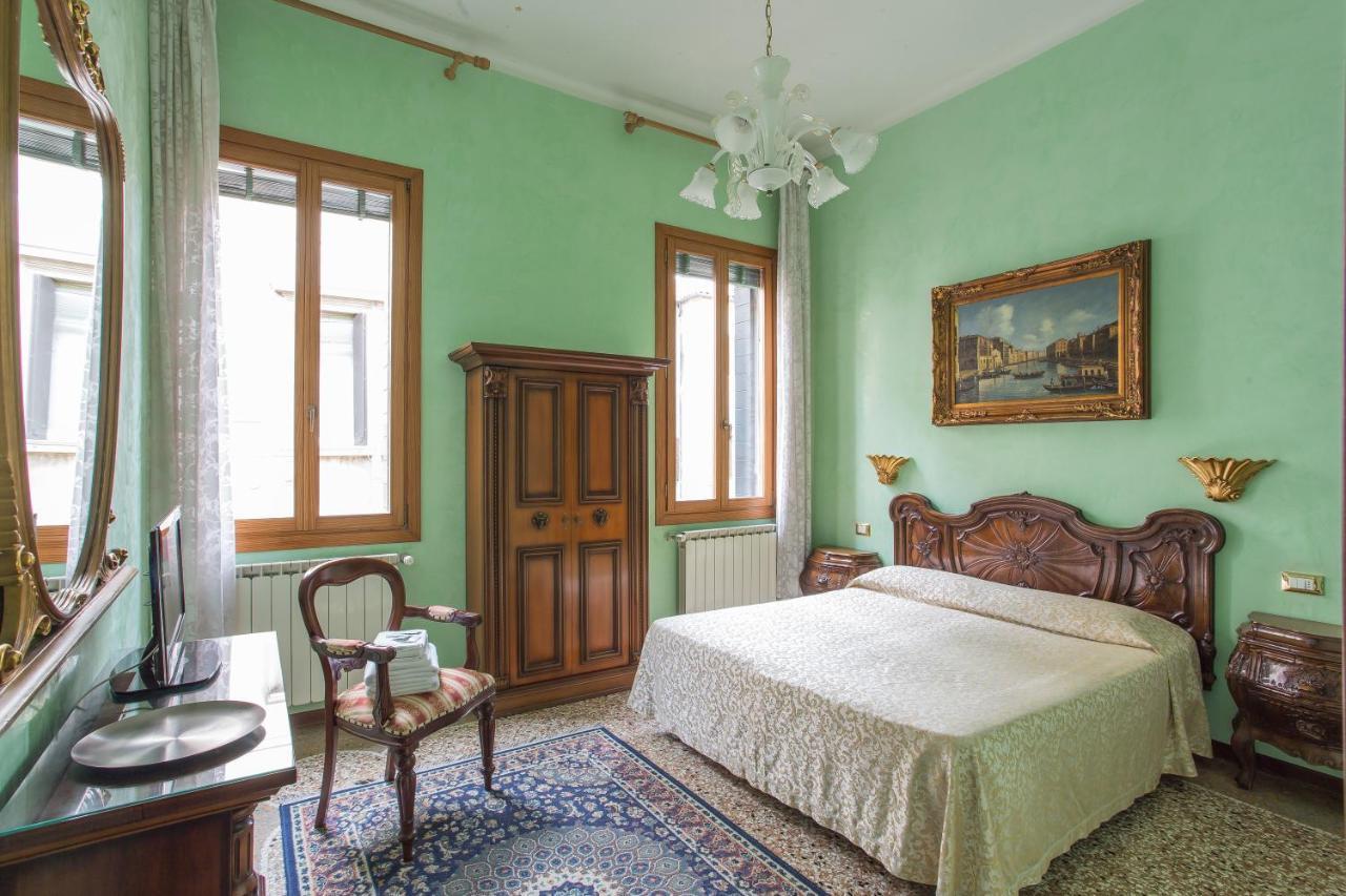 Bb Venezia Bed and Breakfast Exteriör bild